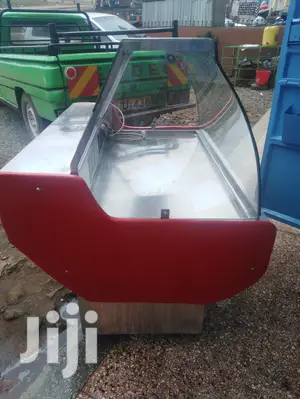 Meat Display Chiller-Import Quality Curved Glass
