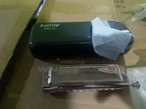 Chromatic Harmonica With Scale Changer