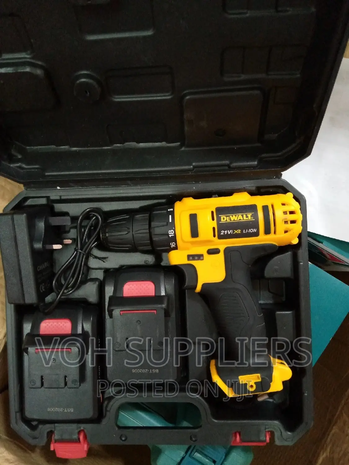 Dewart Cordless Drill