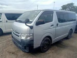 Toyota Hiace 7l Matatu