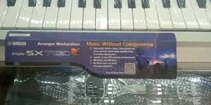 Yamaha Psr- 5X700 Keyboard Touch Screen