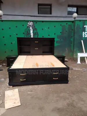 Modern Bed With Drawers