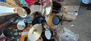 5piece Peavey Full Drumset