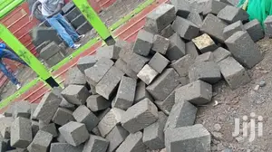 Machine Cut Stones(9*9 Grade-1)