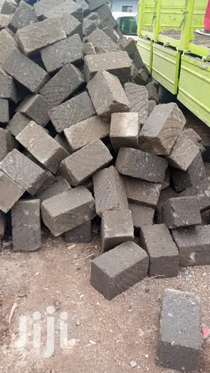 Grade 1,Quality Machine Cut Stones