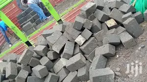 Grade 1,Quality Machine Cut Stones