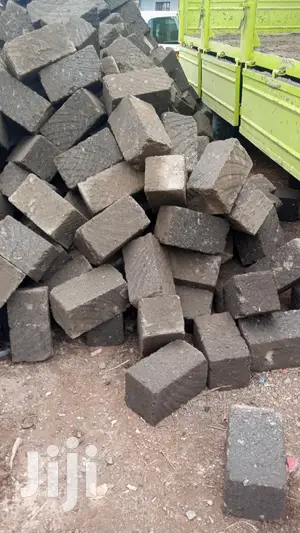 Grade 1,Quality Machine Cut Stones