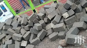 Grade 1,Quality Machine Cut Stones