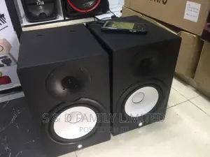 Yamaha HS8 Studio Monitors