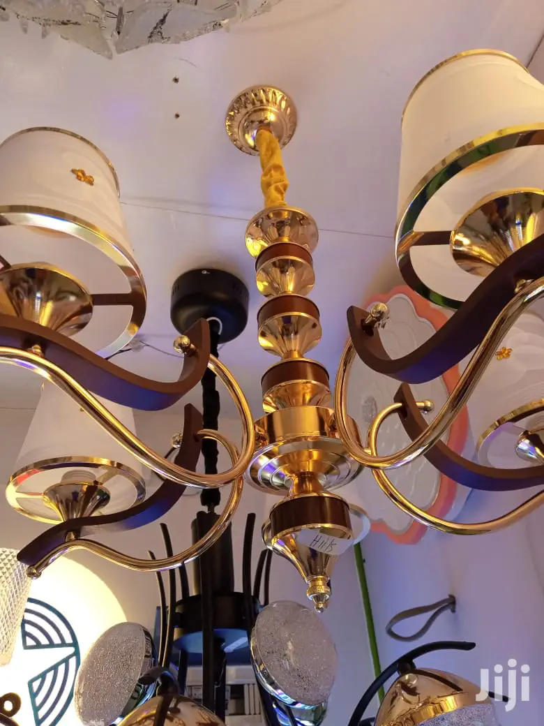 5 Arms Chandelier Light