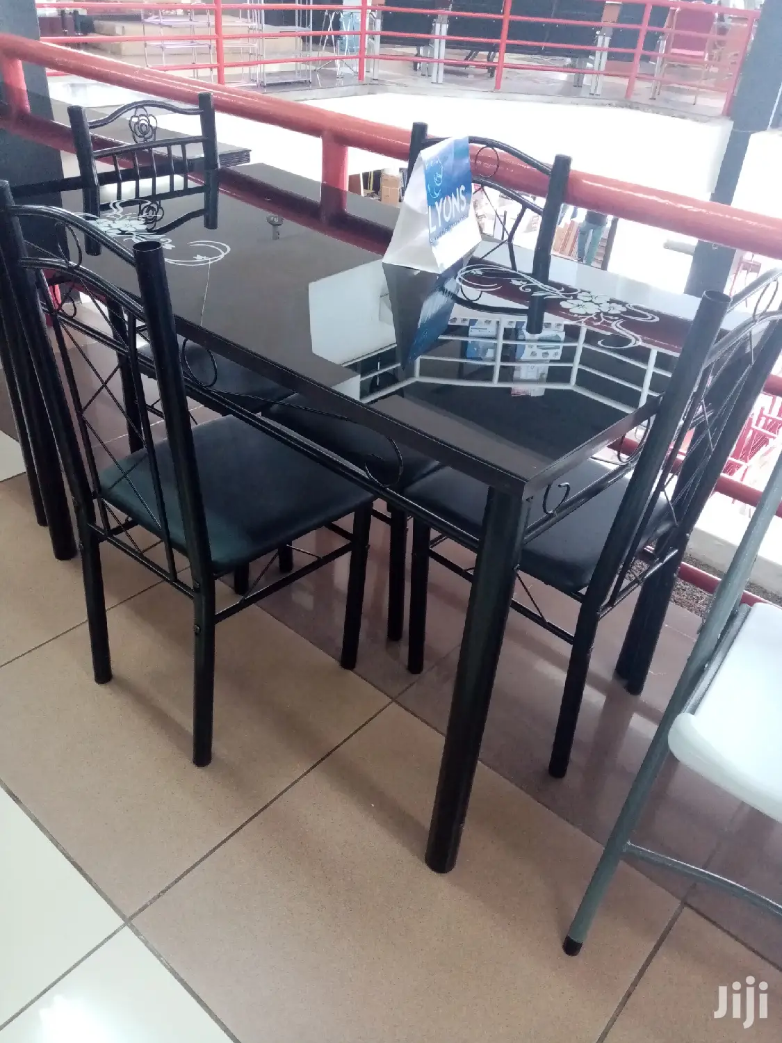 4 Seats Glass Dining Table Set