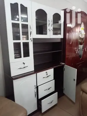 White Kitchen Cabinet