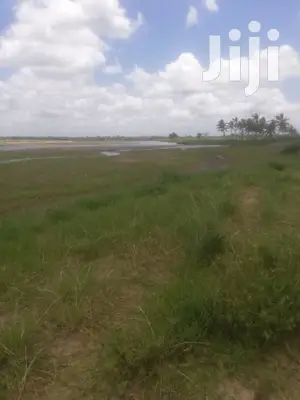 200 Acres Fronting River Malindi
