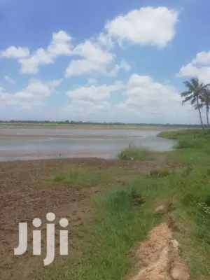 200 Acres Fronting River Malindi