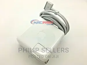 Apple 60W Magsafe Power Adapter For Macbook And 13-inch Mac