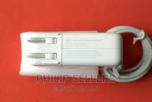 A1424 85W Power Adapter