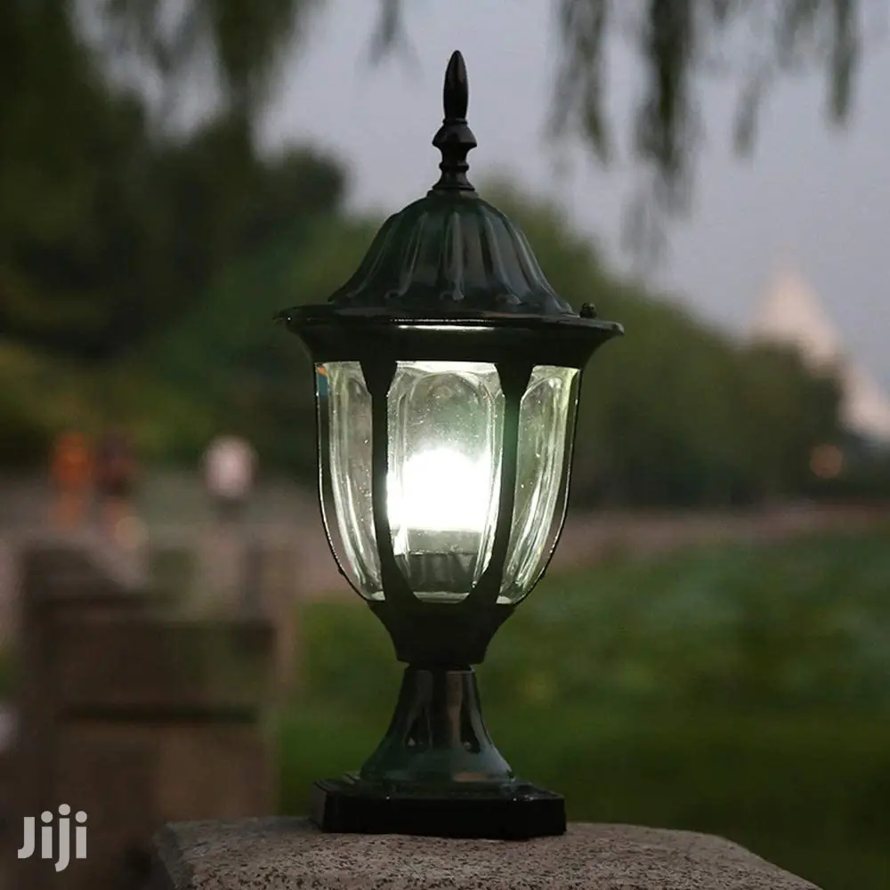 Garden Pillar Light