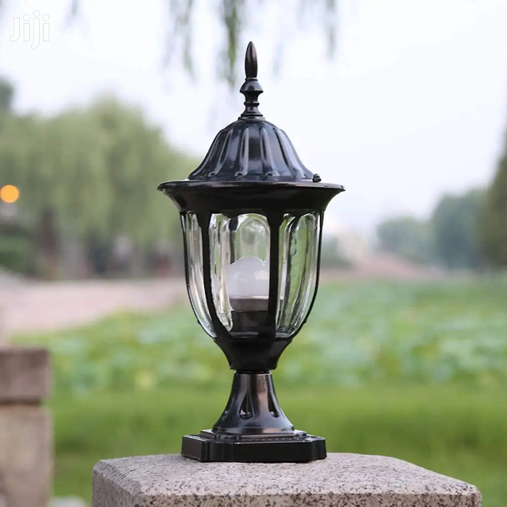 Garden Pillar Light