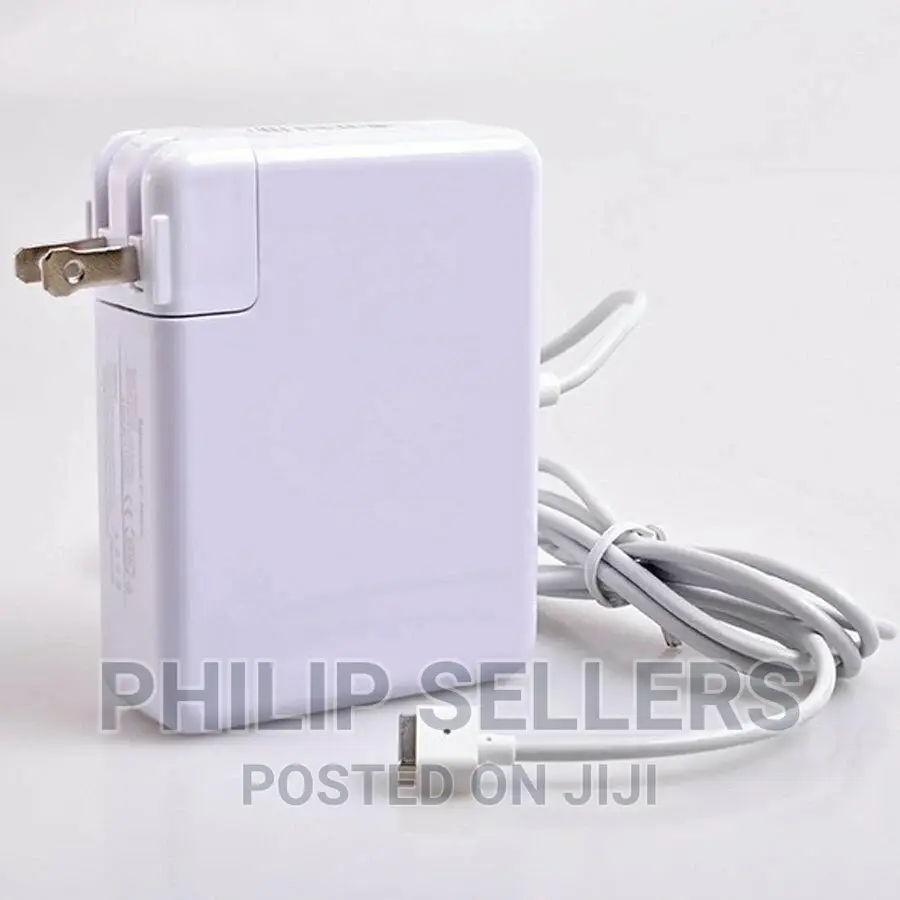 Full Charge Macbook Pro 13 Inch In Only