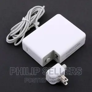 Full Charge Macbook Pro 13 Inch In Only
