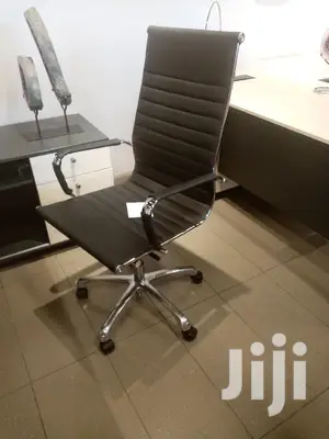 Black Office Seat