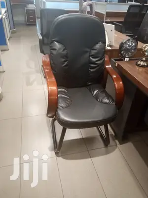 Executive Office Seat