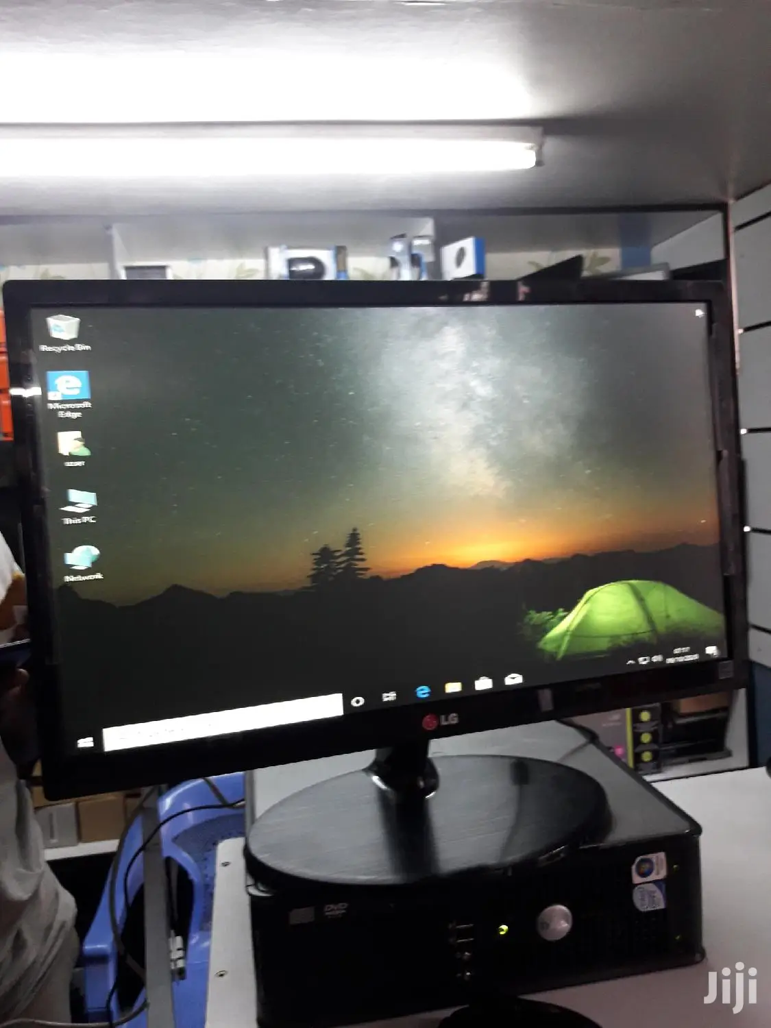 22 Inches Monitor Slim