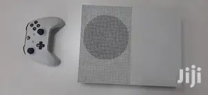 White Xbox One S