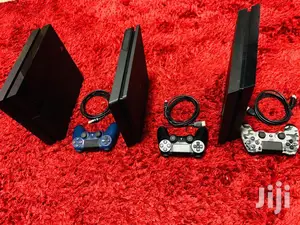 Charcoal Black Clean Playstation 4 Slim