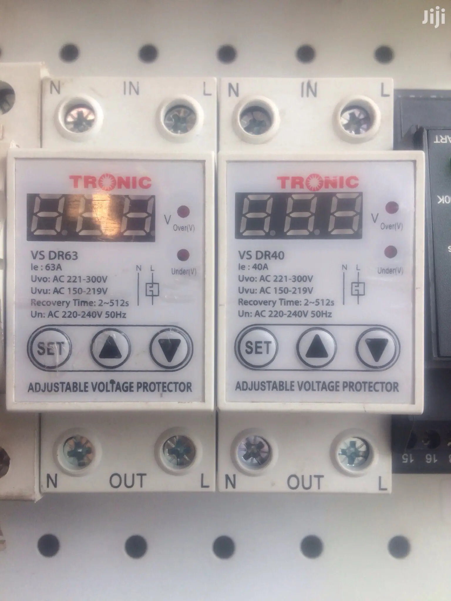 Single Phase Voltage Regulator