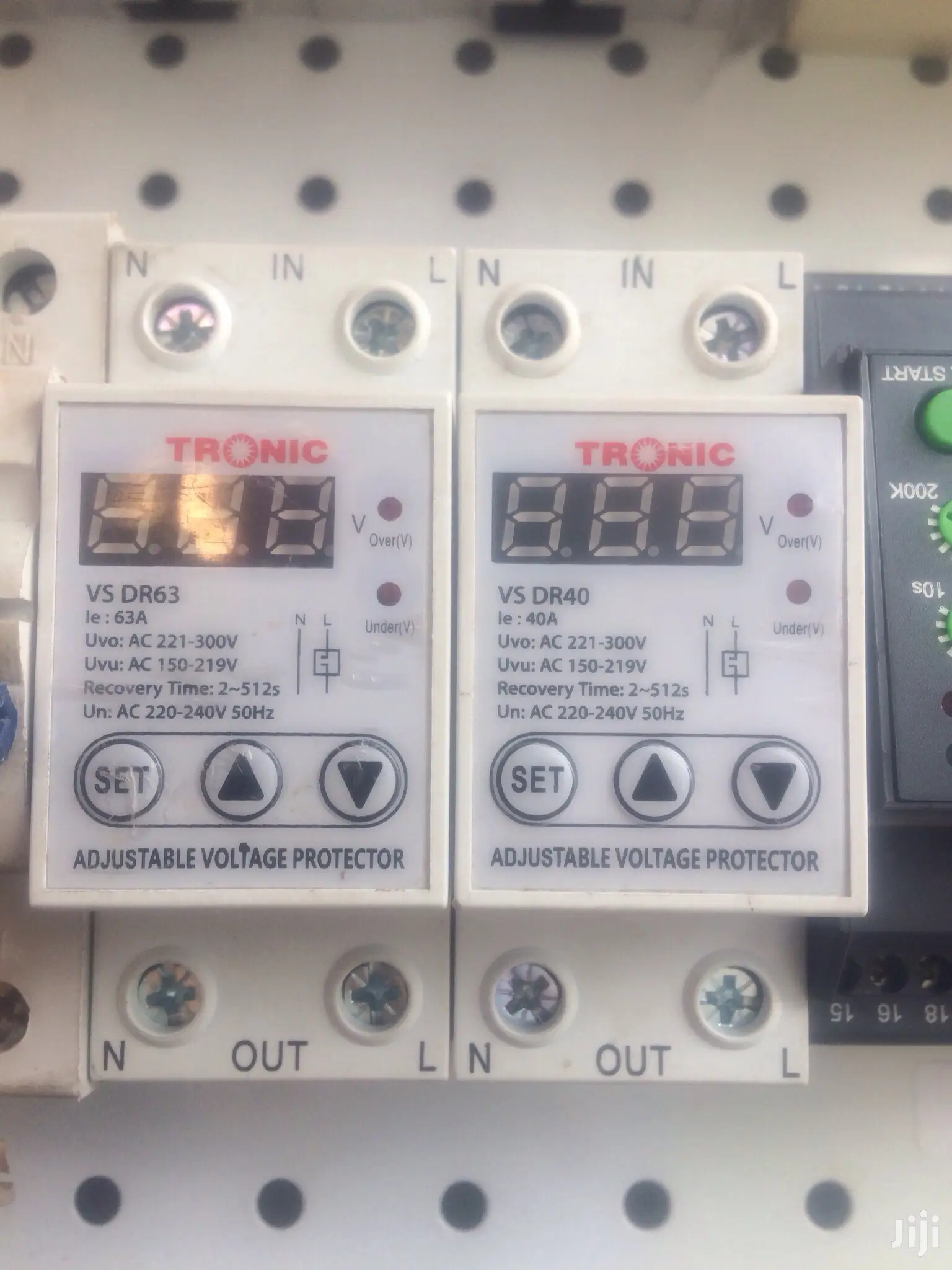 Single Phase Voltage Regulator