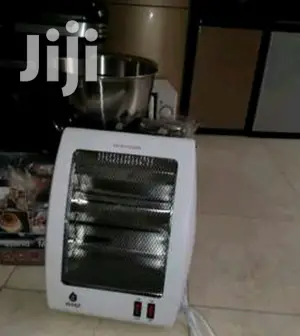 A Movable 800w Room Heater