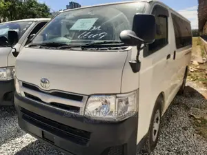 Toyota Hiace 7L Manual Petro