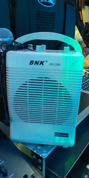 BNK HY 209 Karaoke Speaker Music Singing Machine