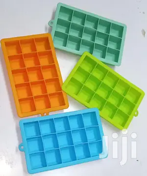 Silicone Ice Cube Maker