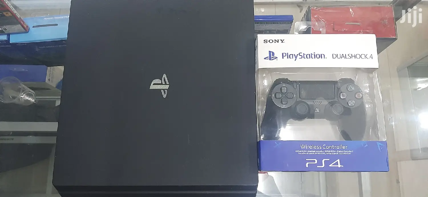 Black Playstation 4 PRO