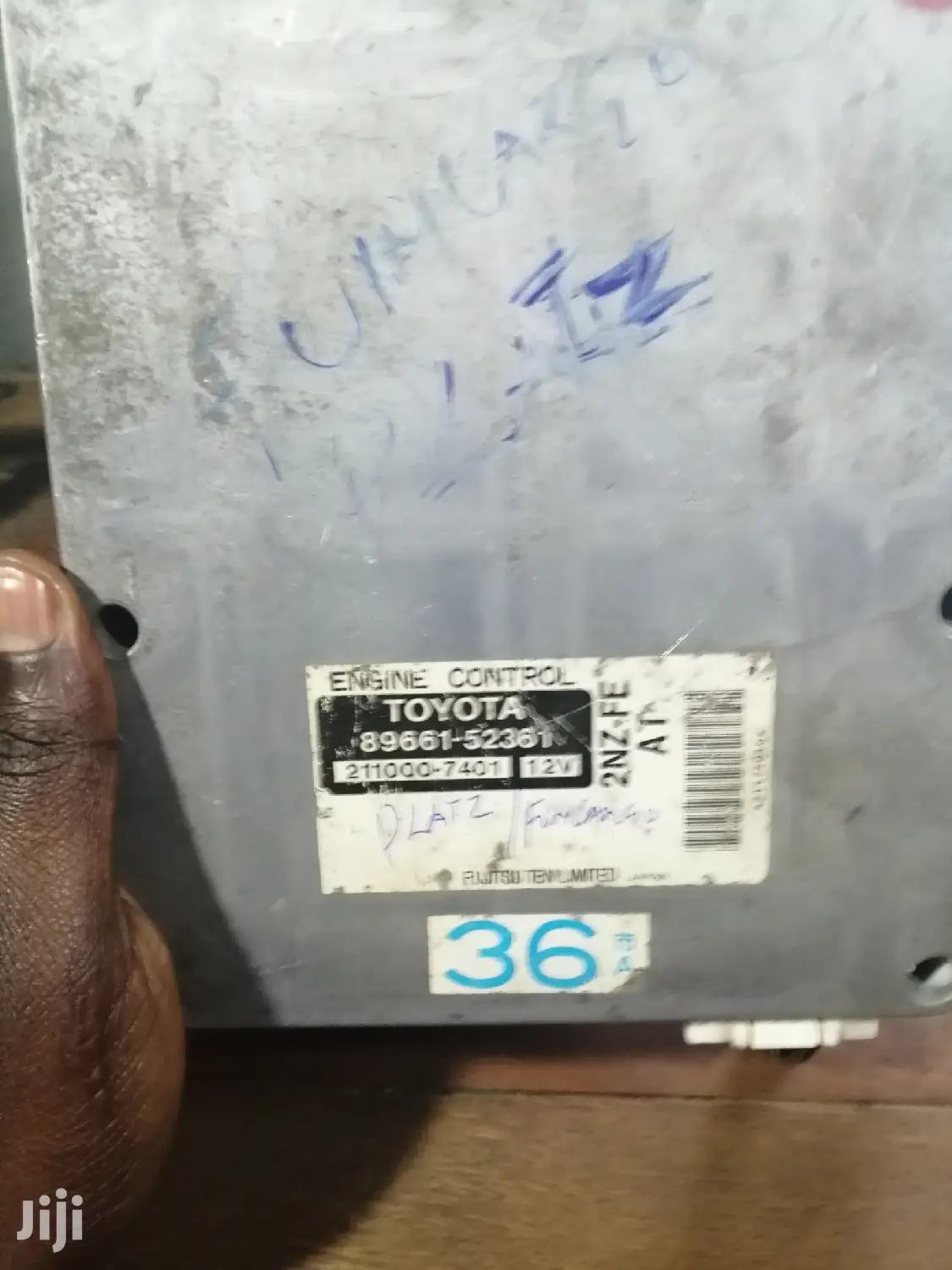 Toyota 2NZ Engine ECU Computer.