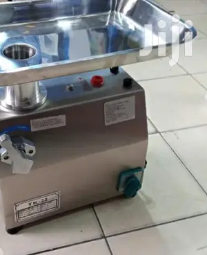 Durable M22 Meat Mincer