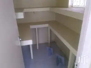 5bedroomed Maisonette With Dsq to Let