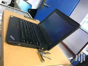 Laptop Lenovo ThinkPad X130e 4GB AMD HDD 320GB
