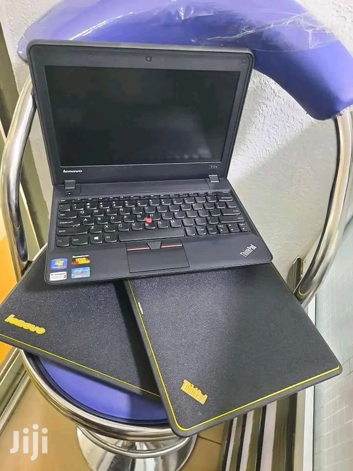 Laptop Lenovo ThinkPad X131e 4GB AMD HDD 320GB