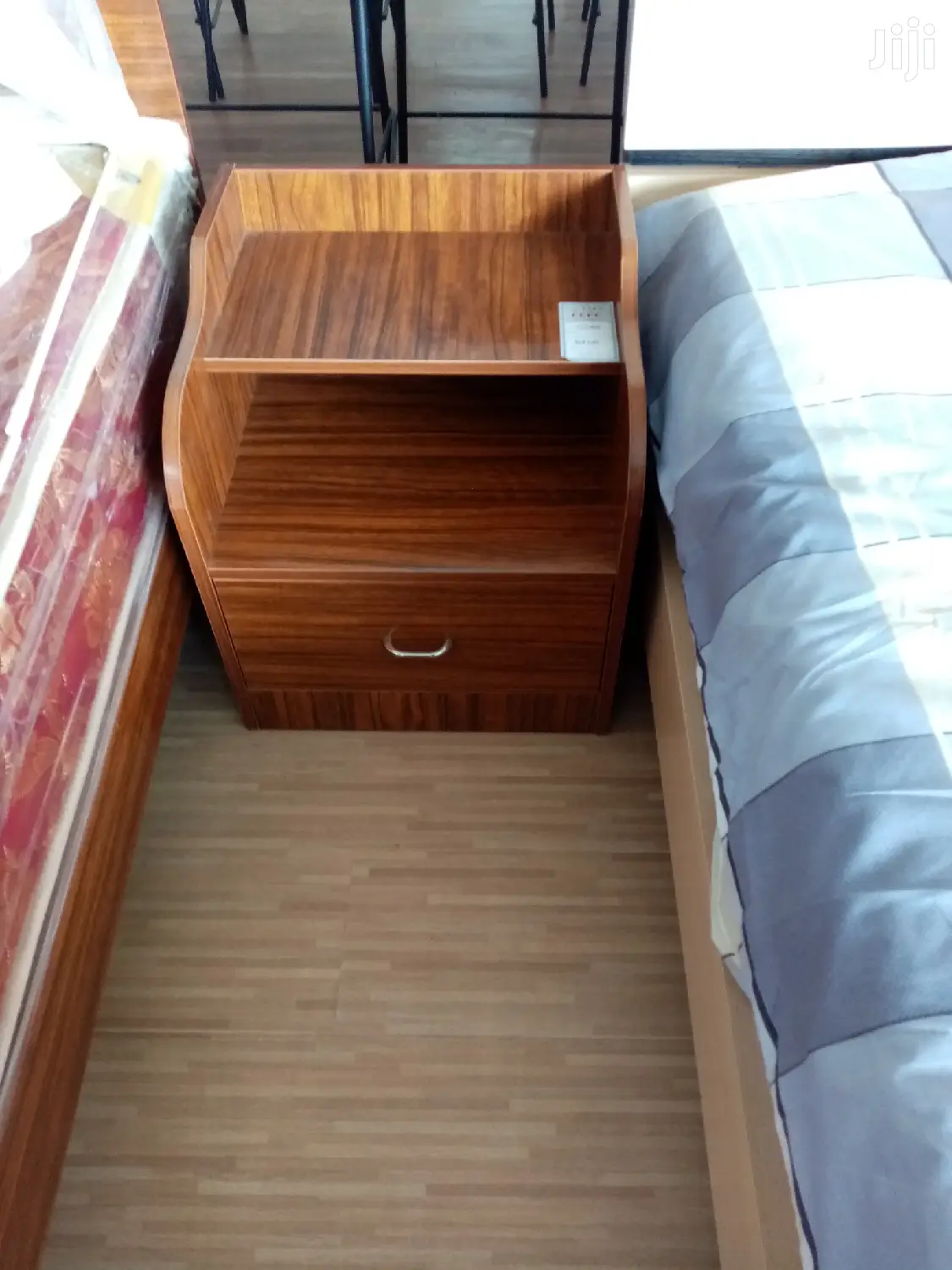 Best Bed Side Drawer