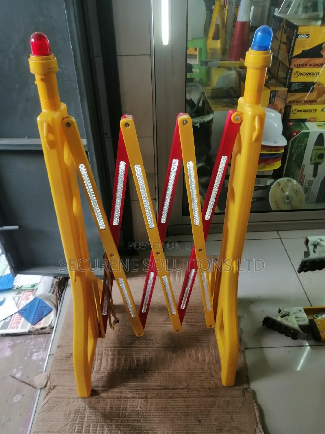 Folding Barricade – 2 Meters Portable Road Safety Barriers