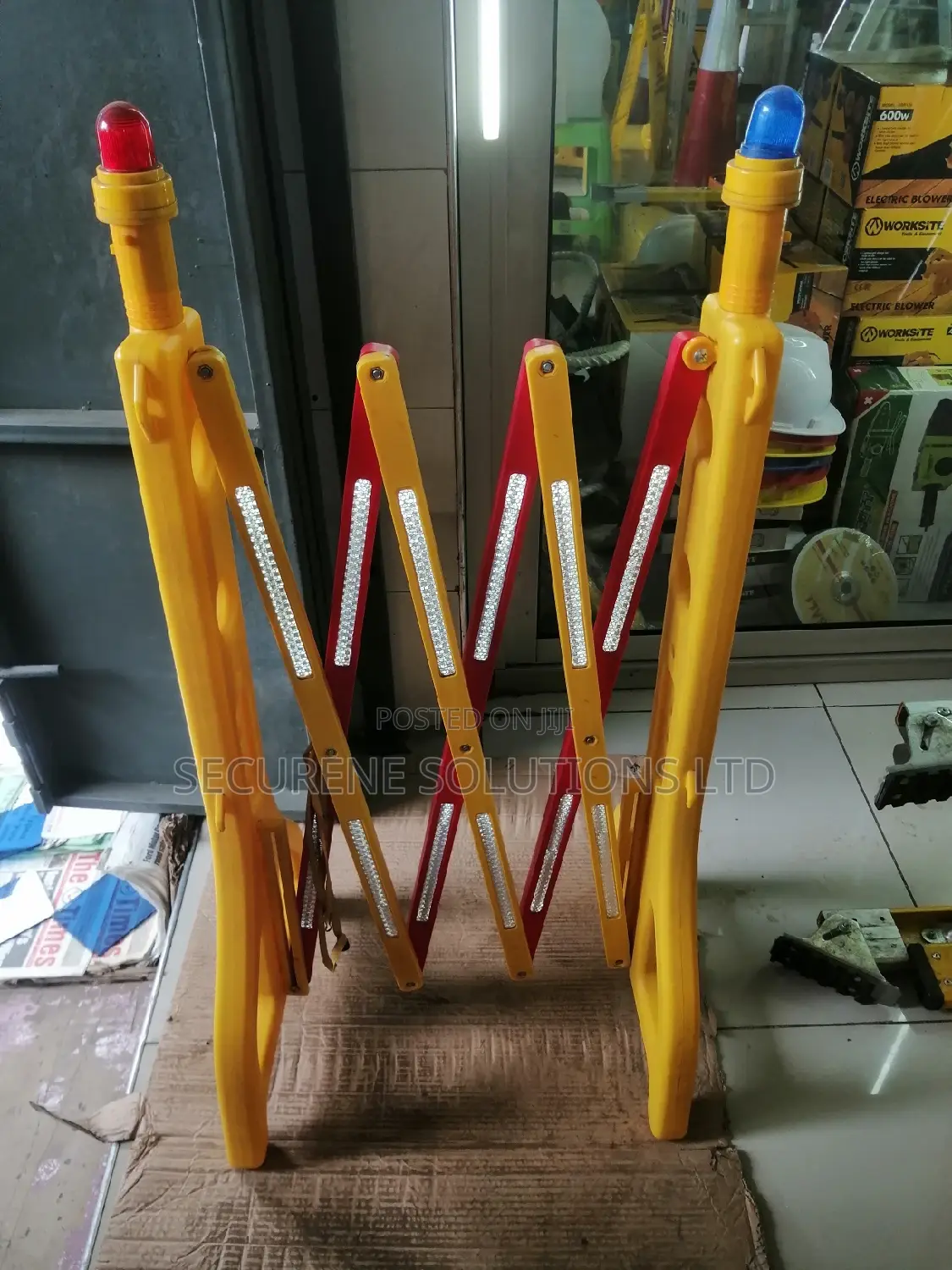 Folding Barricade – 2 Meters Portable Road Safety Barriers