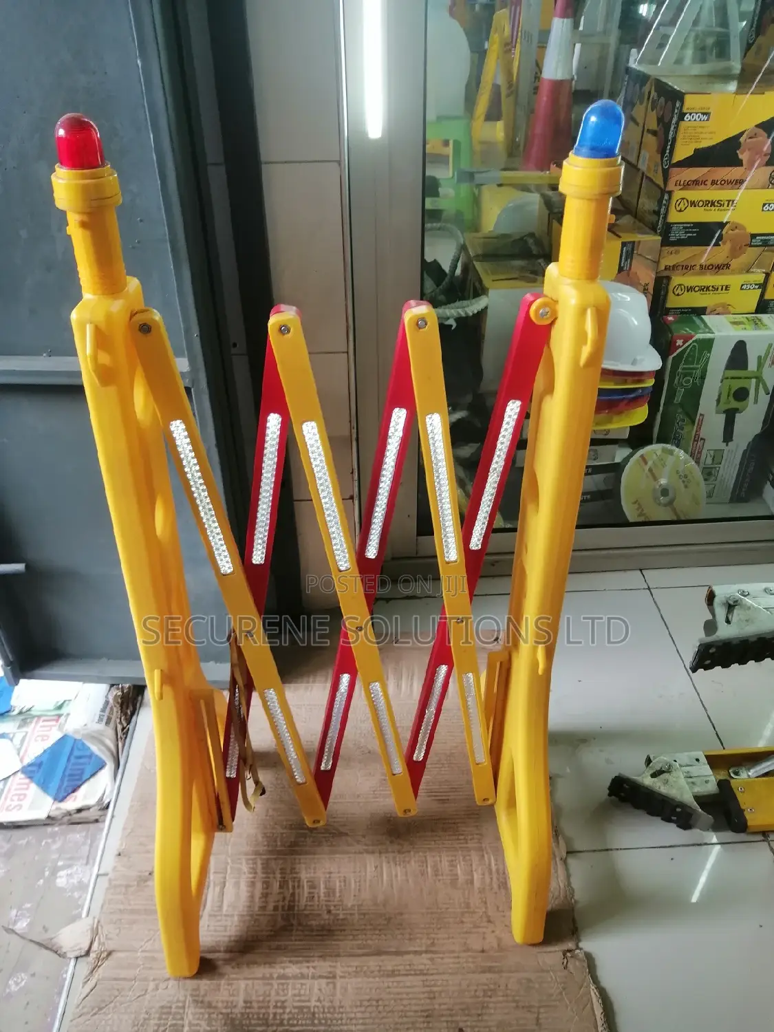 Folding Barricade – 2 Meters Portable Road Safety Barriers