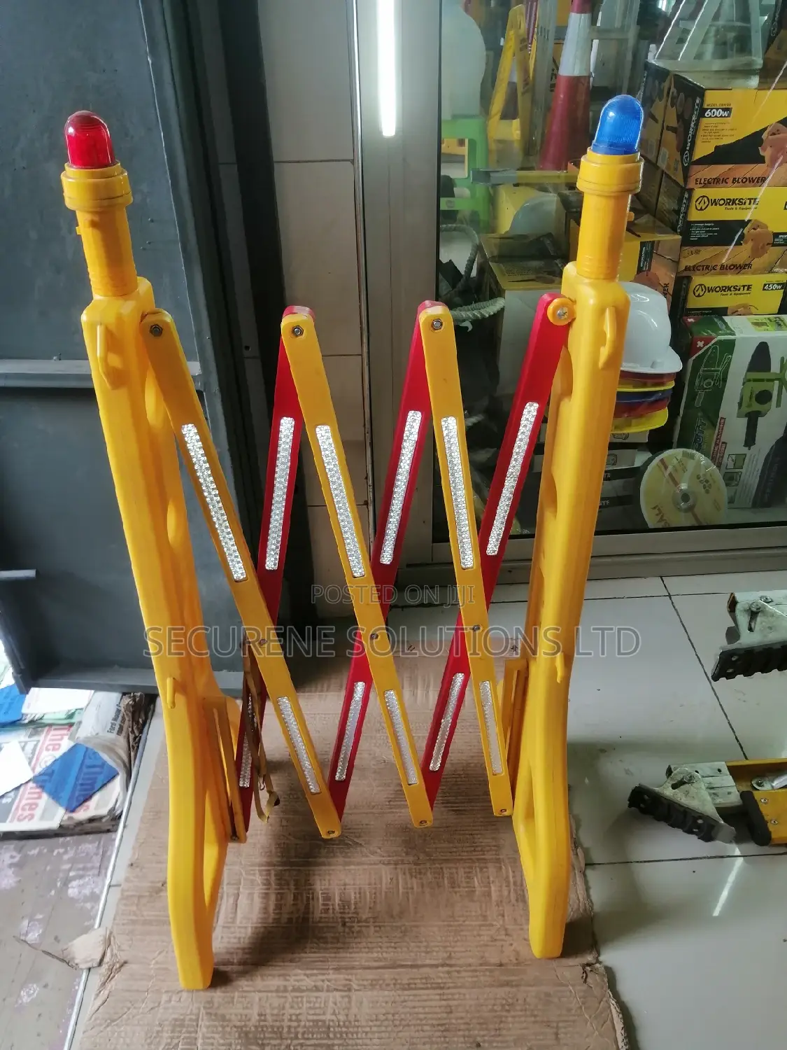 Folding Barricade – 2 Meters Portable Road Safety Barriers