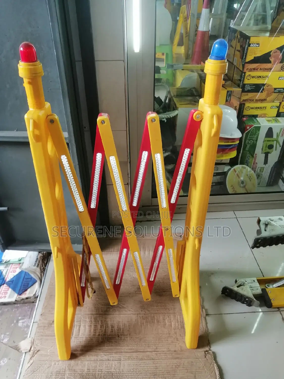 Folding Barricade – 2 Meters Portable Road Safety Barriers