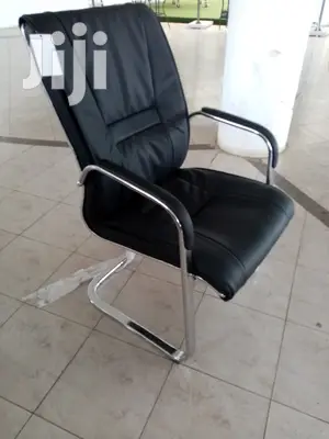 Modern Waiting Chair