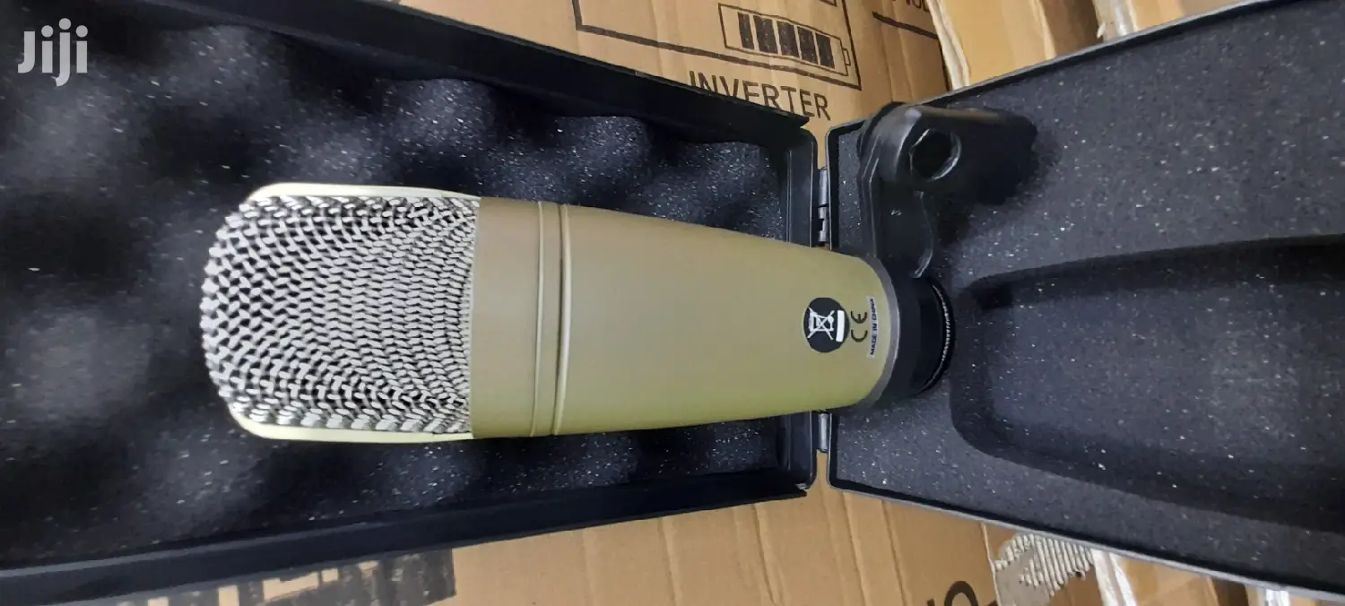 Behringer Studio Condenser Microphone C-1