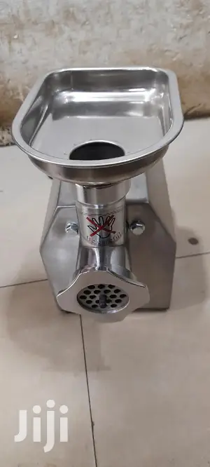 Metal Meat Mincer/Grinder Size 8